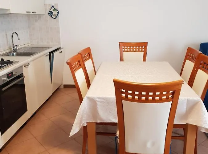 Alloggio Radivojevic Daire Castelnuovo del Garda